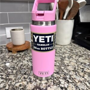 YETI Rambler 26oz Bottle in Power Pink